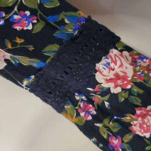 California Moon Rise Bell Sleeve Floral Boho Mini Dress Size M - Picture 3 of 9